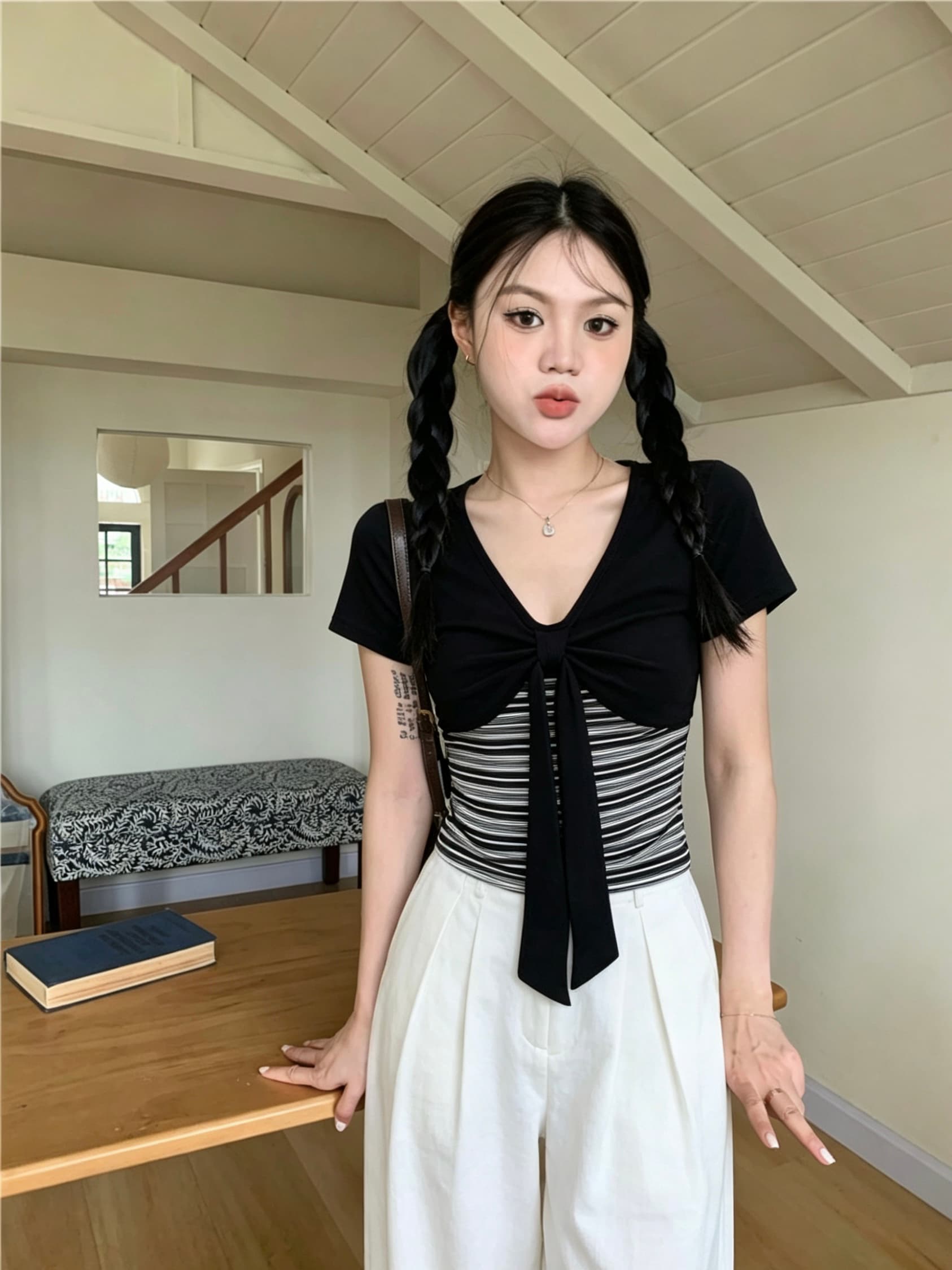 실사 신제품 한 부서 디자인 센스 페이크 레이어드 스트라이프 스트랩 긍정적 인 어깨 반팔 티셔츠 여성 상세 이미지 7