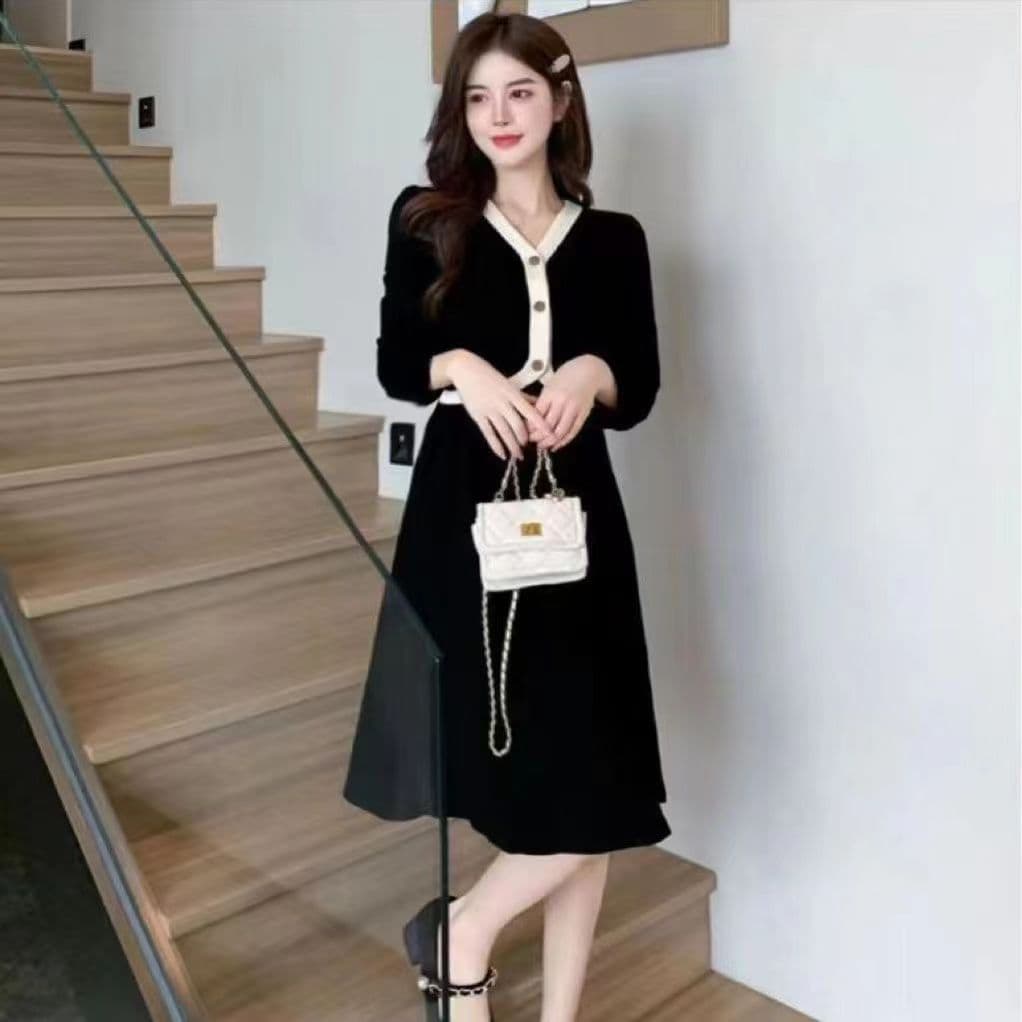 빅 사이즈 표지 배 여성 의류 단색 드레스 중식 새로운 봄 가을 작은 대중 중간 길이 긴팔 슬림해 보이는 작은 검은 색 치마 이미지 5