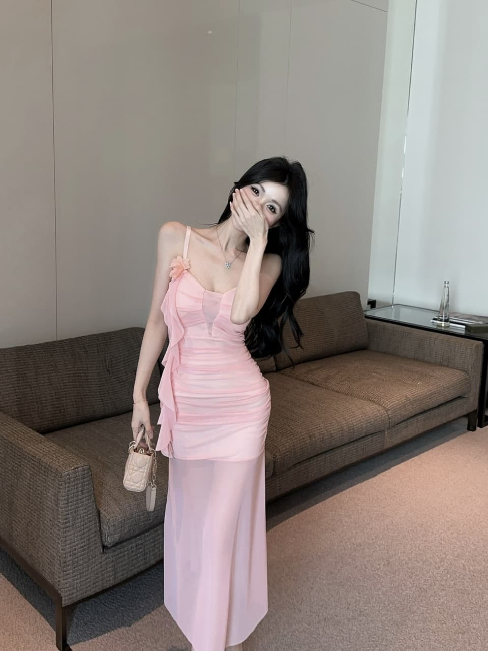 실사 섹시함 낮은 가슴 홀로우 아웃 슬립 롱 코트 망사 드레스 복장 상세 이미지 5