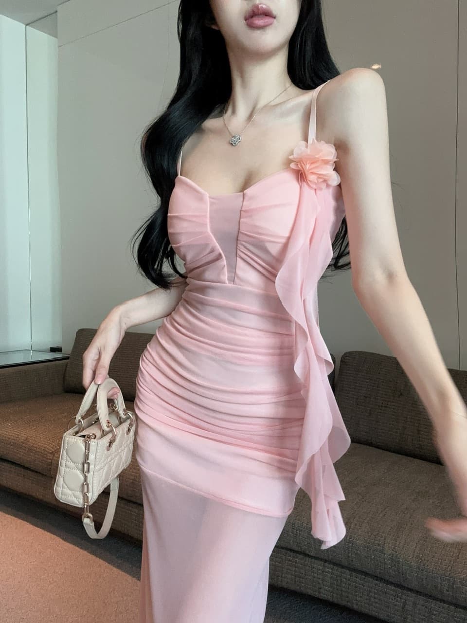 실사 섹시함 낮은 가슴 홀로우 아웃 슬립 롱 코트 망사 드레스 복장 상세 이미지 9