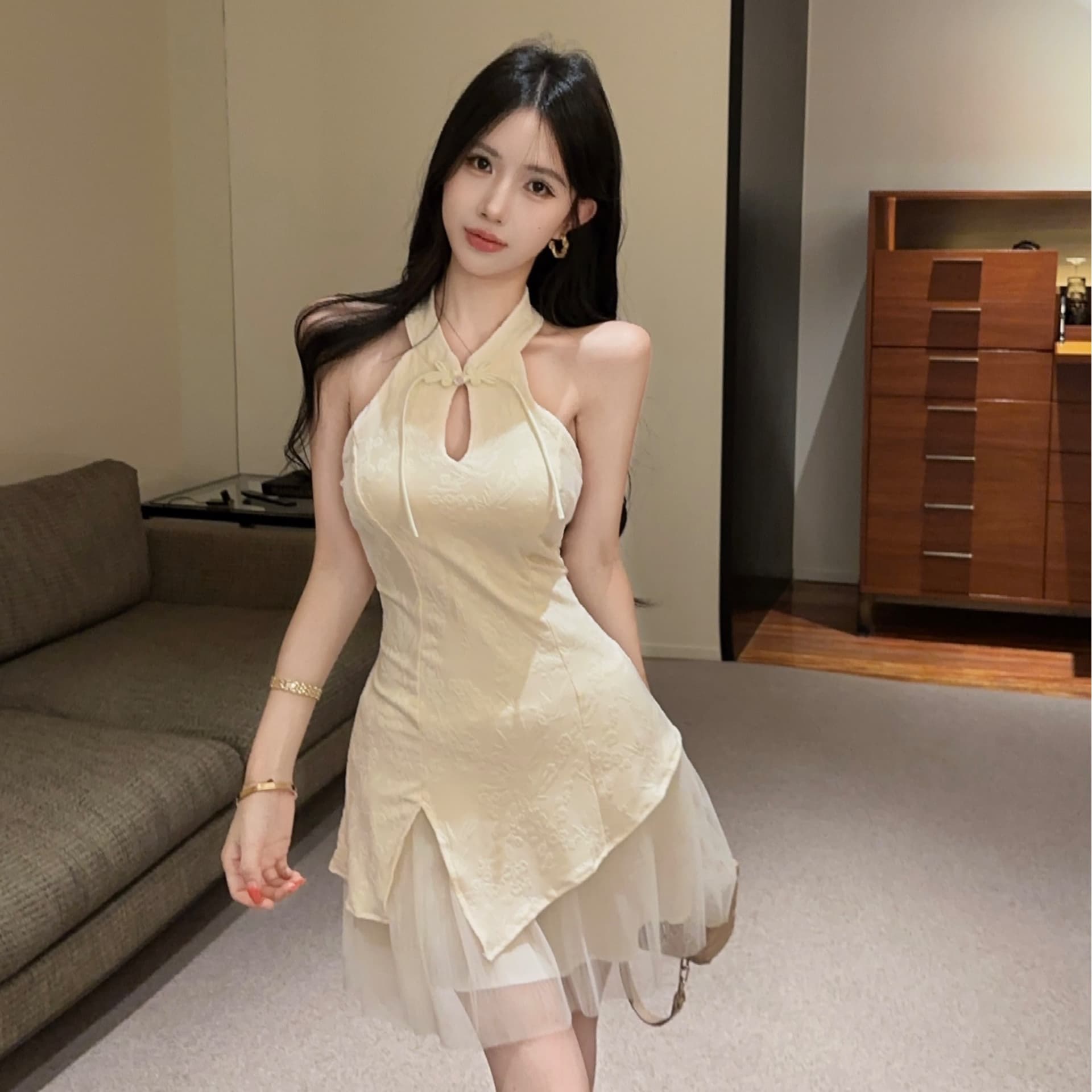 실사 오프숄더 섹시함 개선 레이스 조각 치파오 쇼트 스타일 드레스 이미지 2