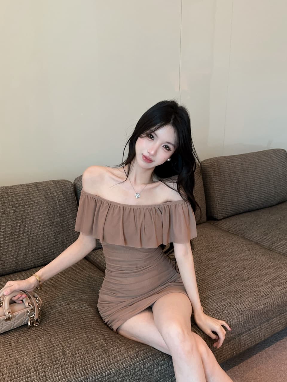 실사 망사 프릴 보트넥 오프숄더 드레스 쇼트 스타일 상세 이미지 10