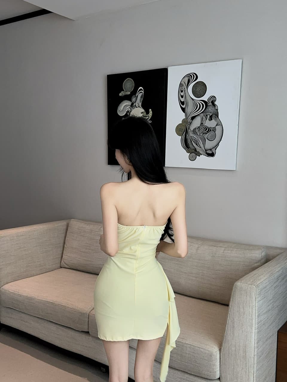 실사 쇼트 스타일 튜브탑 드레스 복장 상세 이미지 14