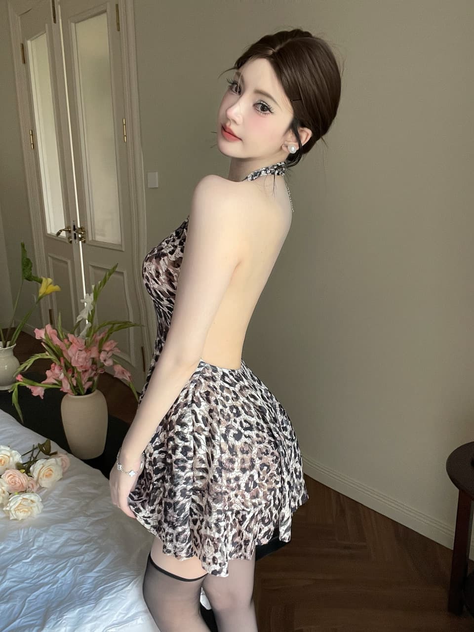 실사 쇼트 스타일 시스루 드레스 상세 이미지 4