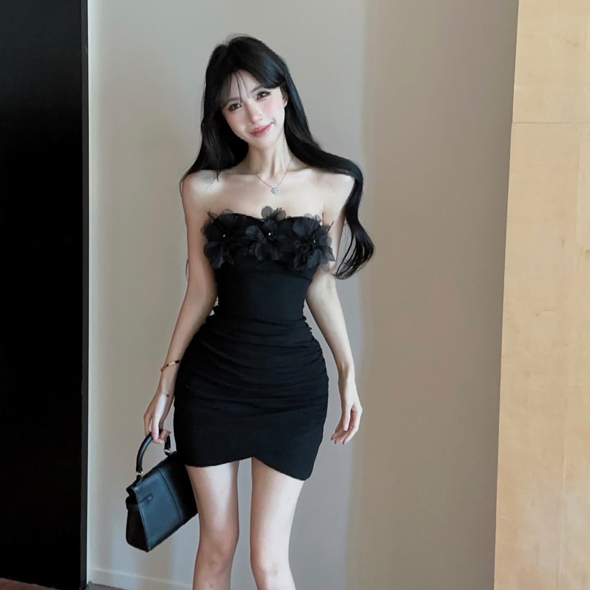 실사 쇼트 스타일 면 소재 타이트 스커트 튜브탑 드레스 이미지 2