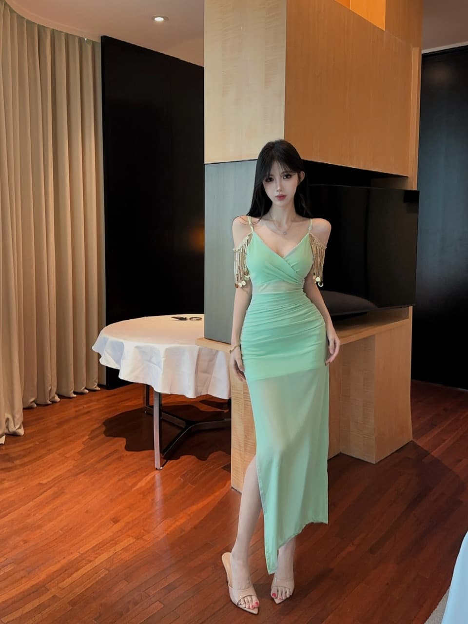 실사 롱 코트 술 패치워크 망사 슬립 드레스 상세 이미지 18