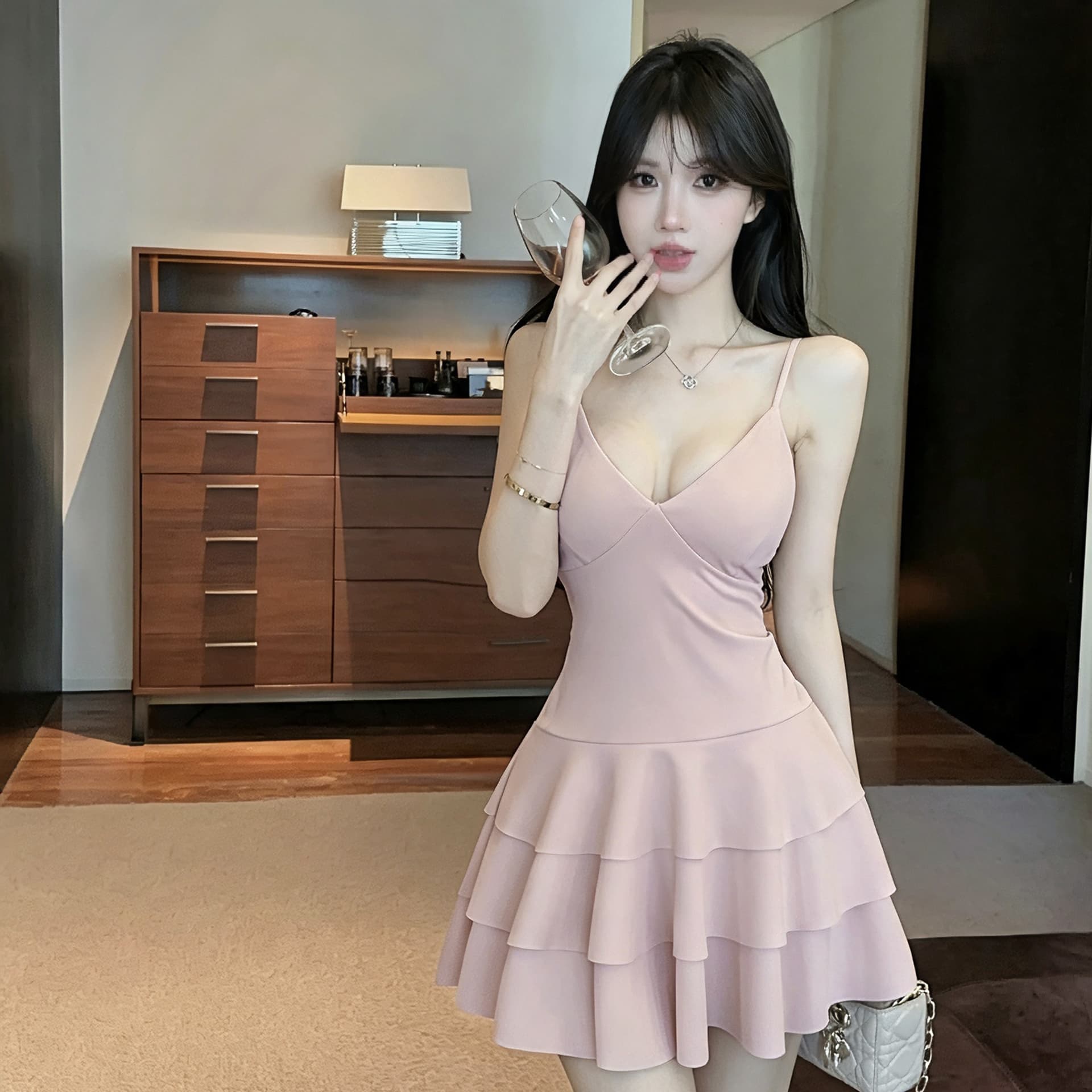 실사 쇼트 스타일 다중 레이어 슬립 드레스 이미지 4