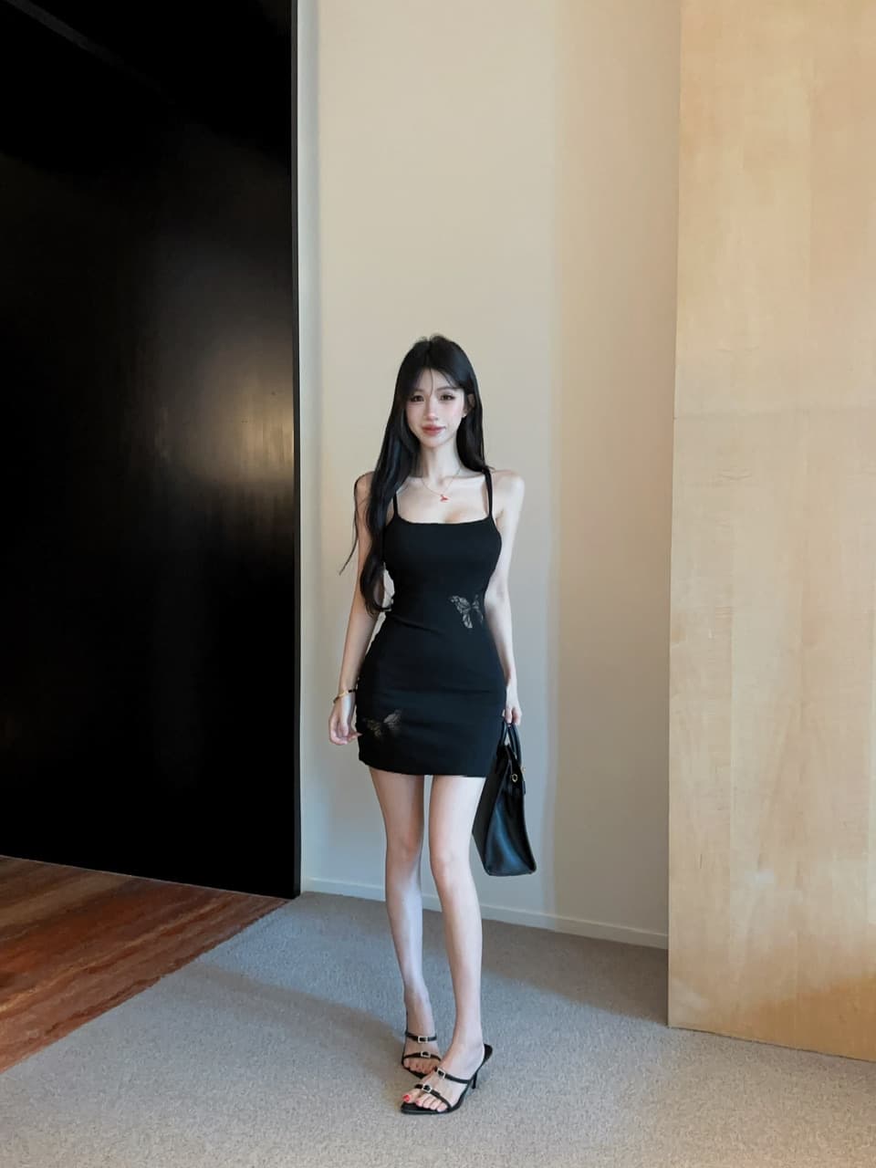 실사 쇼트 스타일 슬립 면 소재 드레스 상세 이미지 1