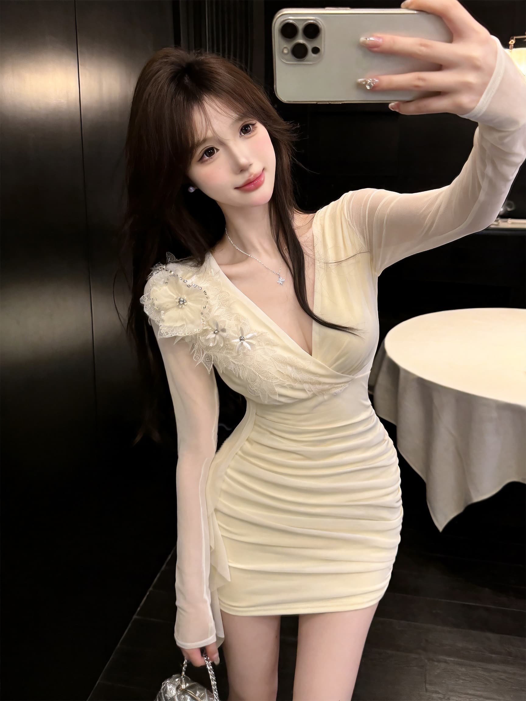 실사 긴팔 망사 드레스 상세 이미지 3