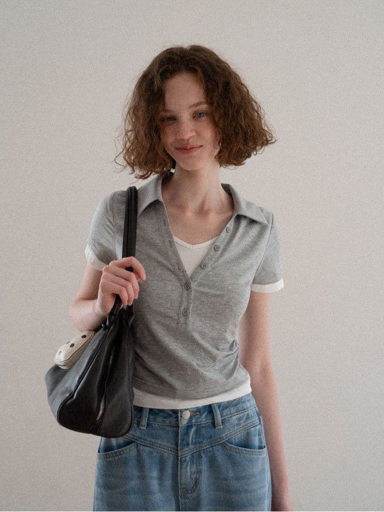 원본 품질 헨리 칼라 반팔 페이크 레이어드 반팔 티셔츠 여성 여름 몸매 가꾸기 슬림해 보이는 허리 수축 쇼트 스타일 긍정적 인 어깨 의류