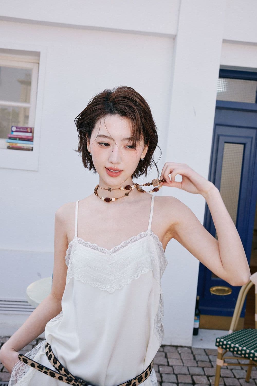 원본 품질 패션 ins 바람 레이스 홀로우 아웃 패치워크 수 있습니다. 스택 착용 롱 코트 트임 슬립 2026 가을 새로운 이미지 2
