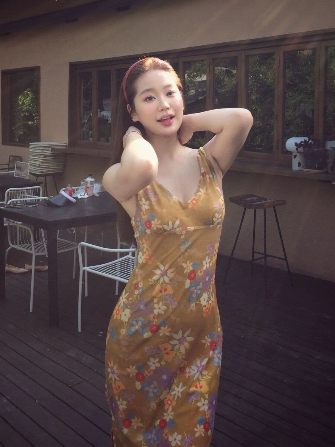 출퇴근 도파민 꽃무늬 프린트 휴가 바람 프린트 V넥 슬립 드레스 몸매 가꾸기 미니멀리즘 롱 코트 드레스 상세 이미지 6