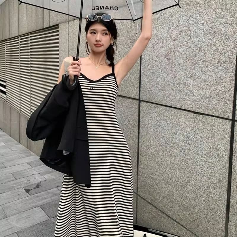 프랑스식 고급 센스 레트로 롱 스커트 봄 여름 새로운 몸매 가꾸기 슬림해 보이는 디자인 센스 스트라이프 슬립 치마 이미지 3