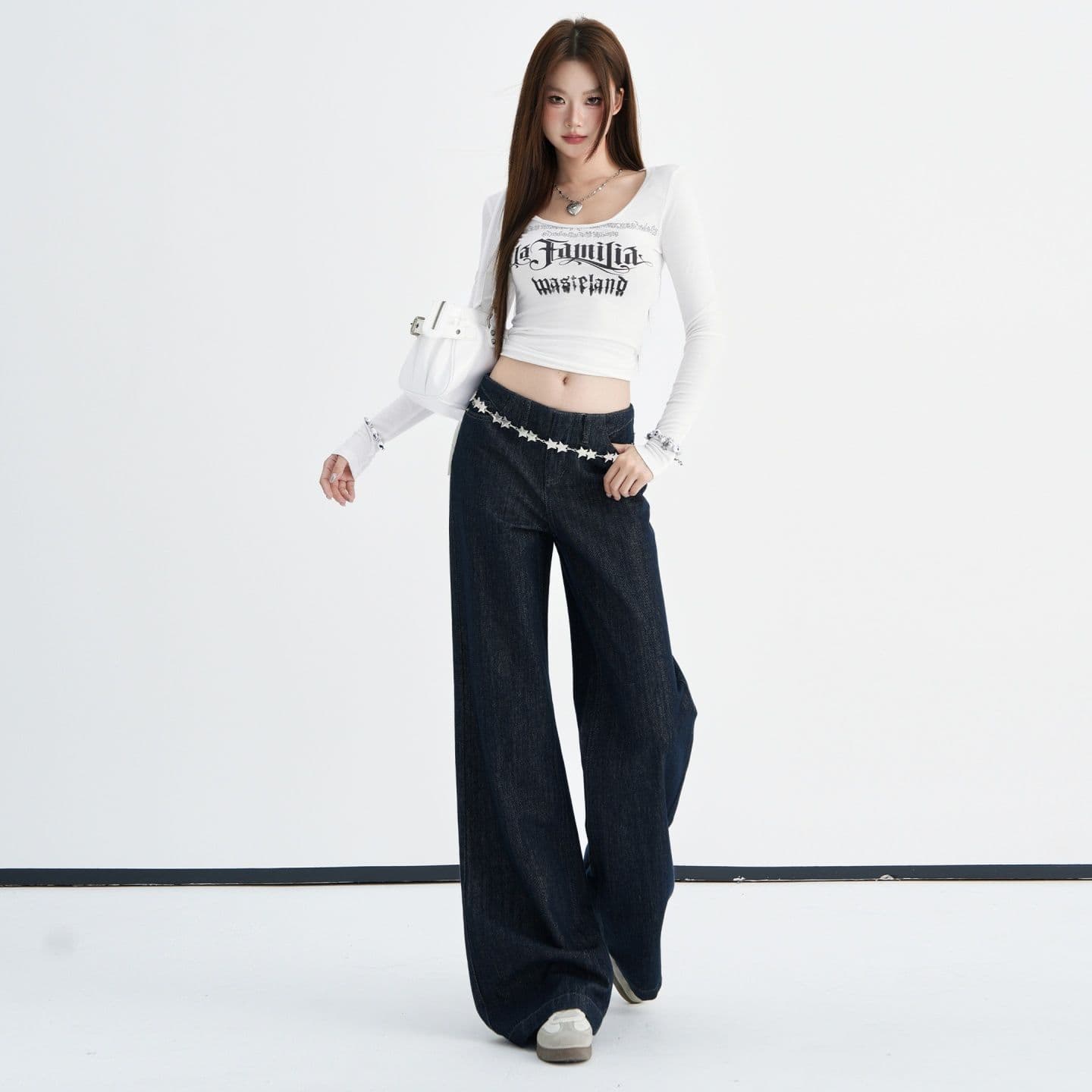 실사 자르기 없음 허리 머리 넓은 다리 청바지 여성 2026 년 이른 가을 새로운 미니멀리즘 캐주얼 도루 센스 바닥 청소 바지 이미지 3