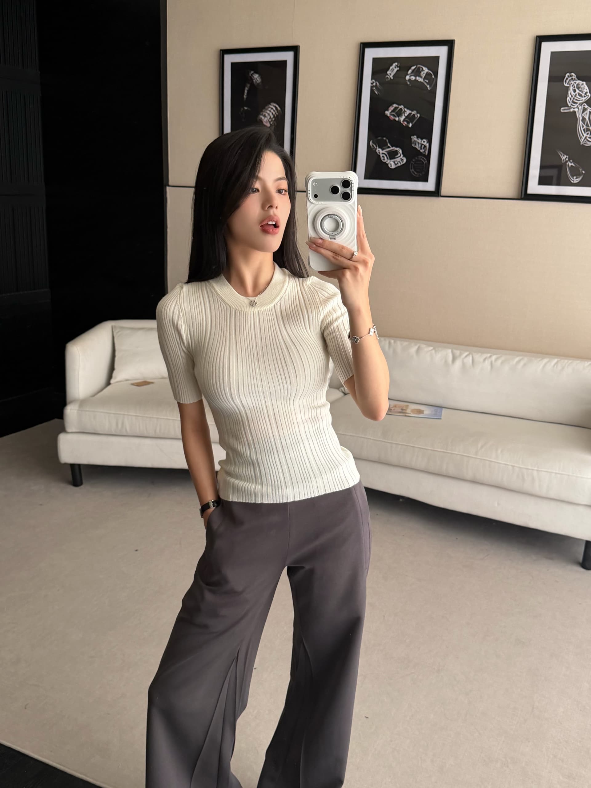 한 장 한 한 부서 다용도 미니멀리즘 라운드 넥 반팔 몸매 가꾸기 슬림해 보이는 오래된 돈 바람이 아닙니다. 규칙 구덩이 기사 니트 스웨터 맨위 상세 이미지 17