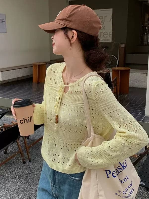 황색 레이스업 홀로우 아웃 긴팔 새로운 니트 스웨터 여성 여름 얇은 스타일 루즈핏 슬림해 보이는 에어컨 자외선 차단 블라우스 맨위 이미지 3
