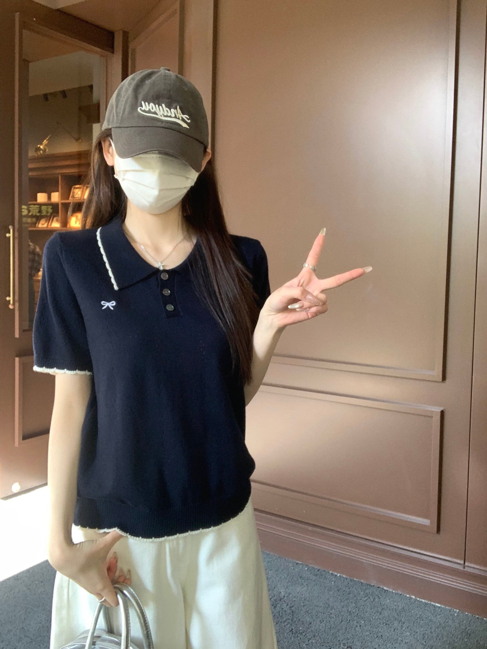 부드러운 POLO 칼라 프릴 반팔 니트 스웨터 여성 2026 여름 새로운 배색 측면 몸매 가꾸기 슬림해 보이는 맨위 트렌디 상세 이미지 5