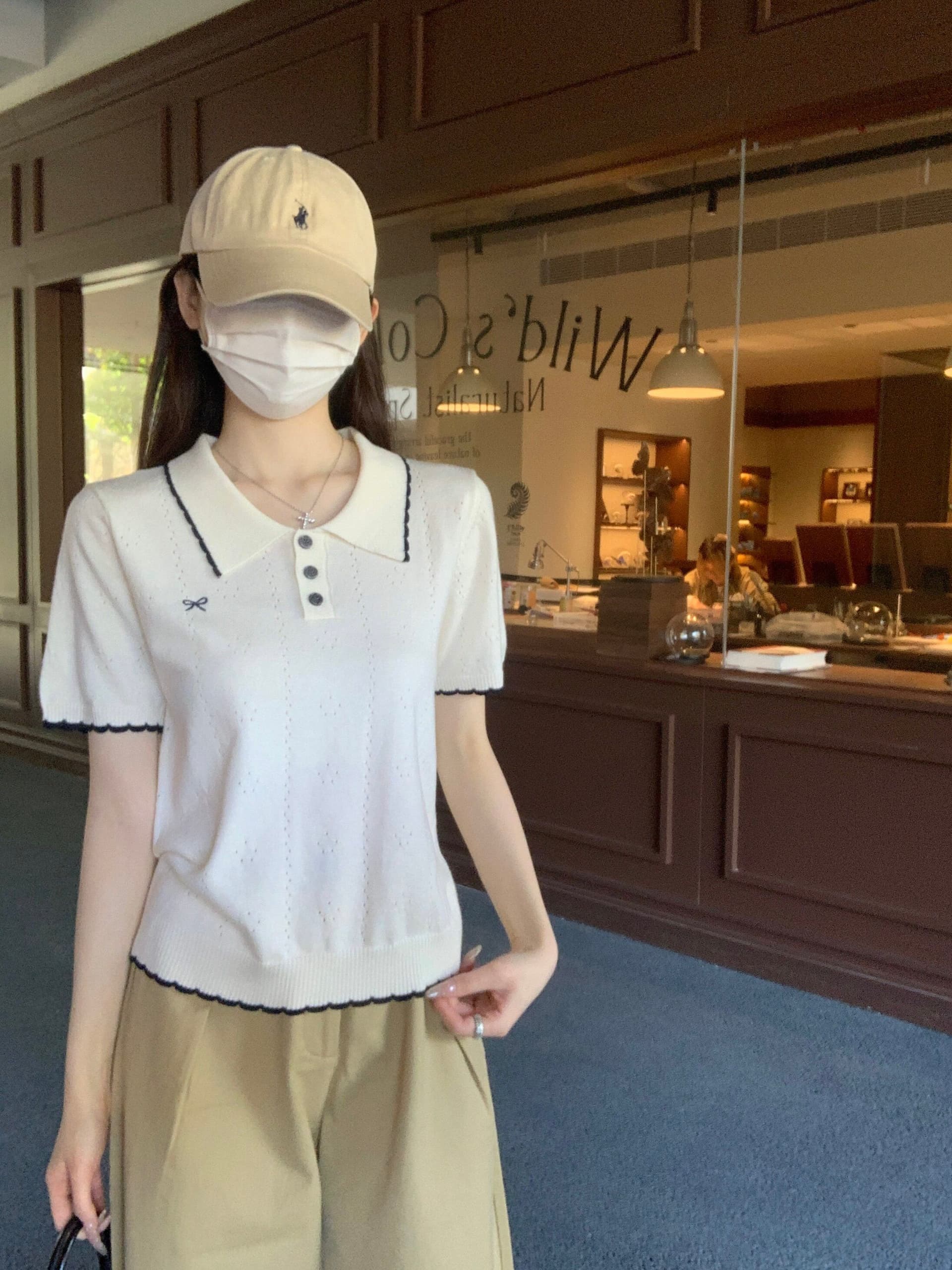 부드러운 POLO 칼라 프릴 반팔 니트 스웨터 여성 2026 여름 새로운 배색 측면 몸매 가꾸기 슬림해 보이는 맨위 트렌디 상세 이미지 15