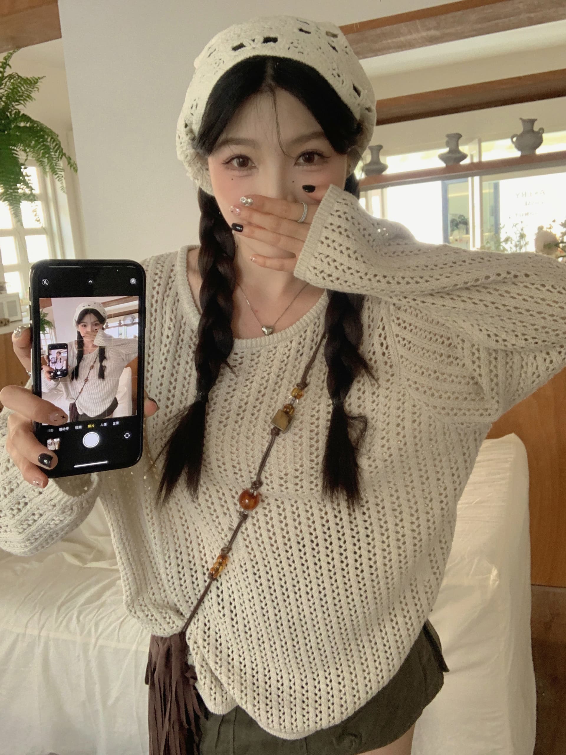 캐주얼 느긋한 바람 루즈핏 다용도 홀로우 아웃 니트 블라우스 태양 보호 셔츠 레트로 달콤한 매운맛 외부 가져 가라. 티셔츠 맨위 여성 트렌디 상세 이미지 7