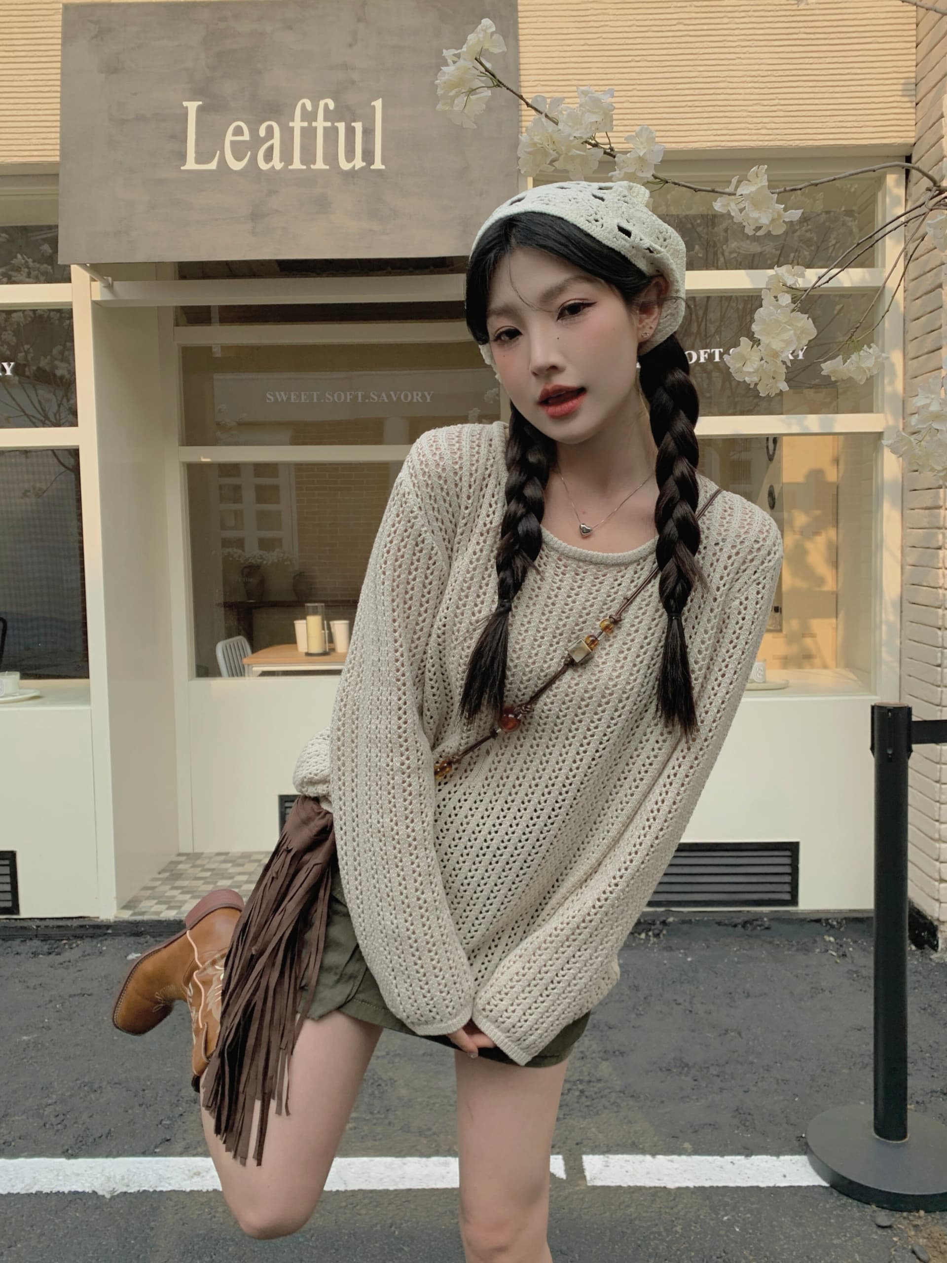 캐주얼 느긋한 바람 루즈핏 다용도 홀로우 아웃 니트 블라우스 태양 보호 셔츠 레트로 달콤한 매운맛 외부 가져 가라. 티셔츠 맨위 여성 트렌디 상세 이미지 9