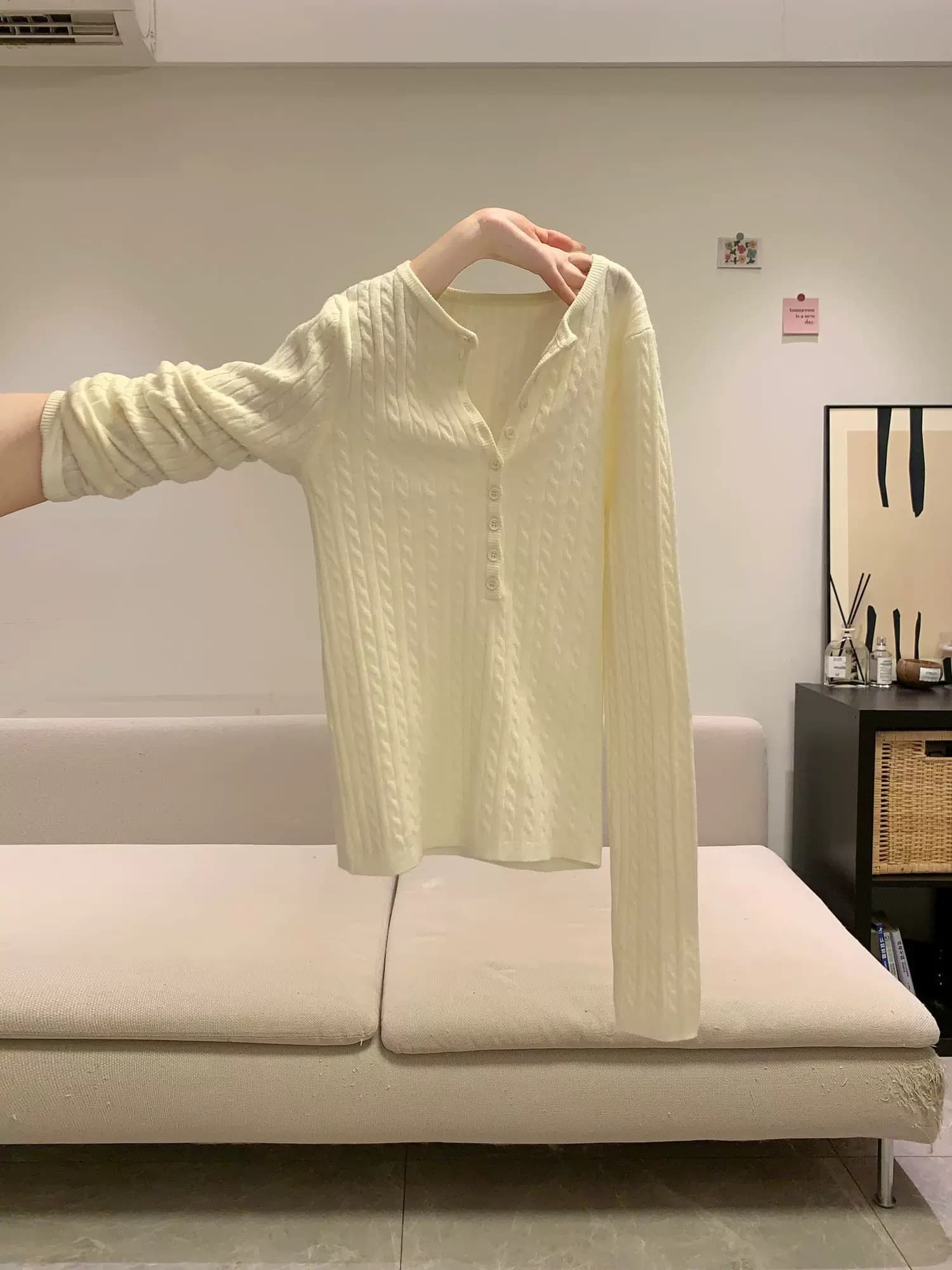 miu 부서 핑크색 꽈배기 헨리 칼라 긍정적 인 어깨 긴팔 니트 스웨터 여성 가을 겨울 몸매 가꾸기 bm 인사이드 가져 가라. 기본 셔츠 맨위 상세 이미지 14