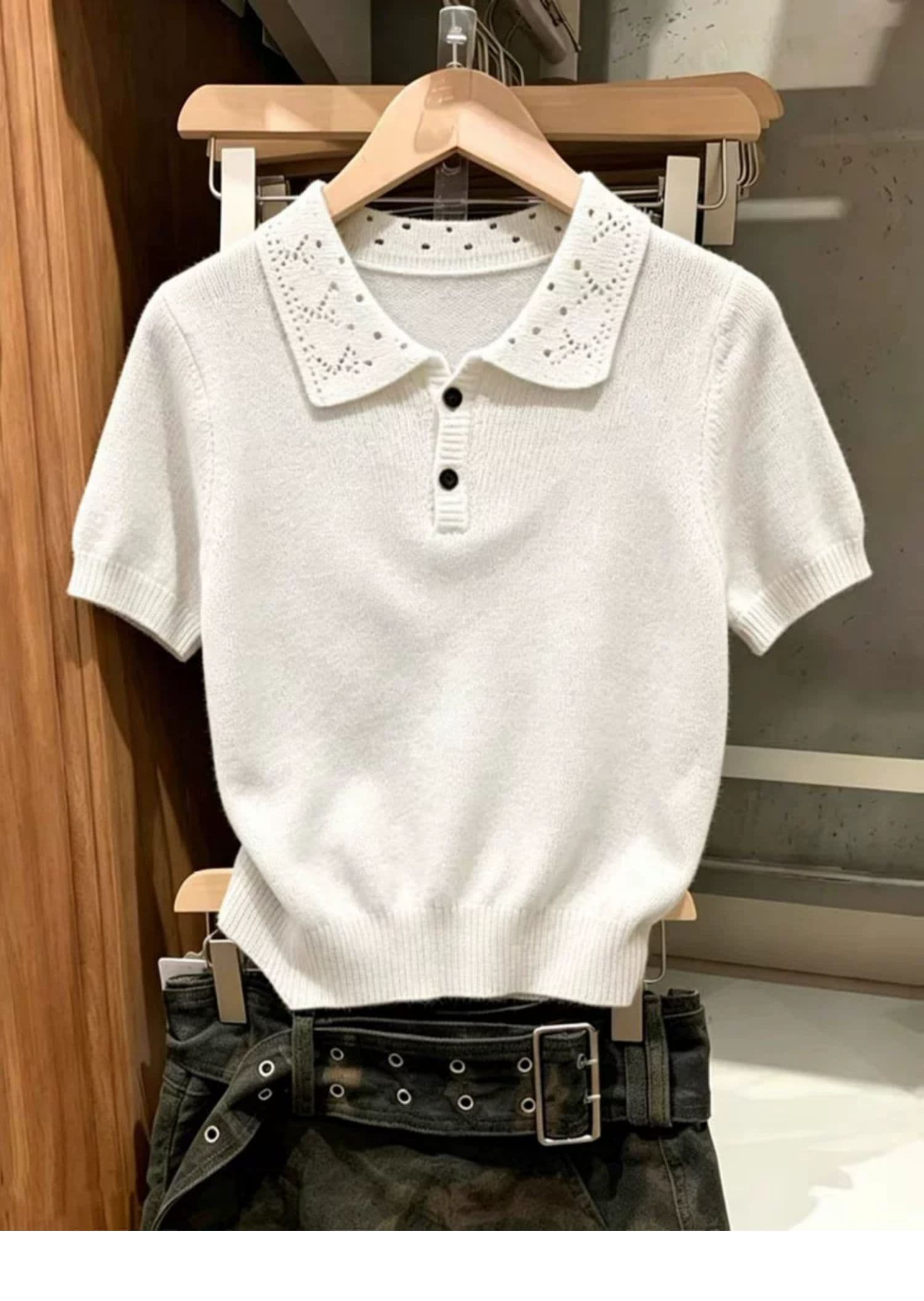 오래된 돈 바람 아마 홀로우 아웃 POLO 칼라 니트 반팔 티셔츠 여성 여름 고급 센스 품격 긍정적 인 어깨 폴로 칼라 맨위 상세 이미지 1