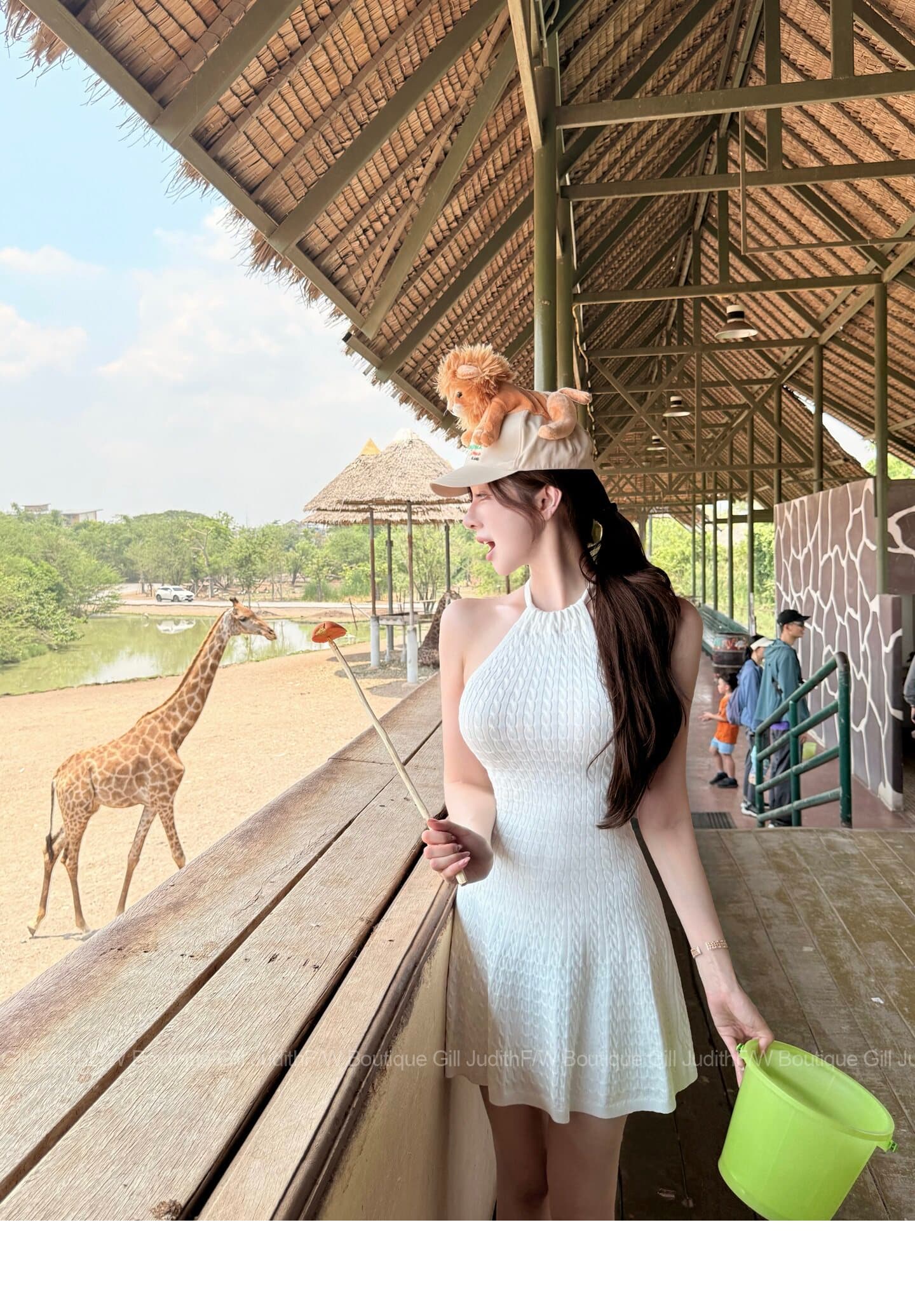 한 비 지아 화이트 행침 목 레이스업 꽈배기 허리 수축 여성 드레스 여름 민소매 새는 어깨 슬림해 보이는 우산 진자 한 마디 치마 상세 이미지 8