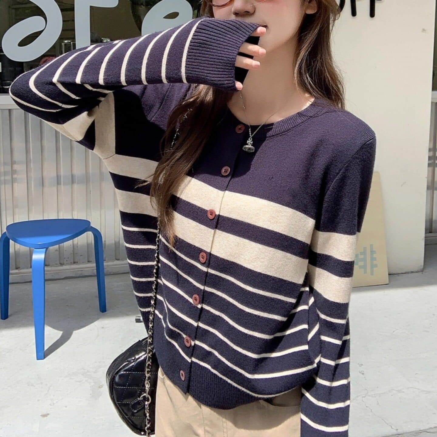 광저우 열세 개 폭발 느긋한 바람 배색 스트라이프 니트 스웨터 오픈 가디건 여성 봄 드레스 부드러운 찹쌀 스웨터 코트 맨위 상세 이미지 19