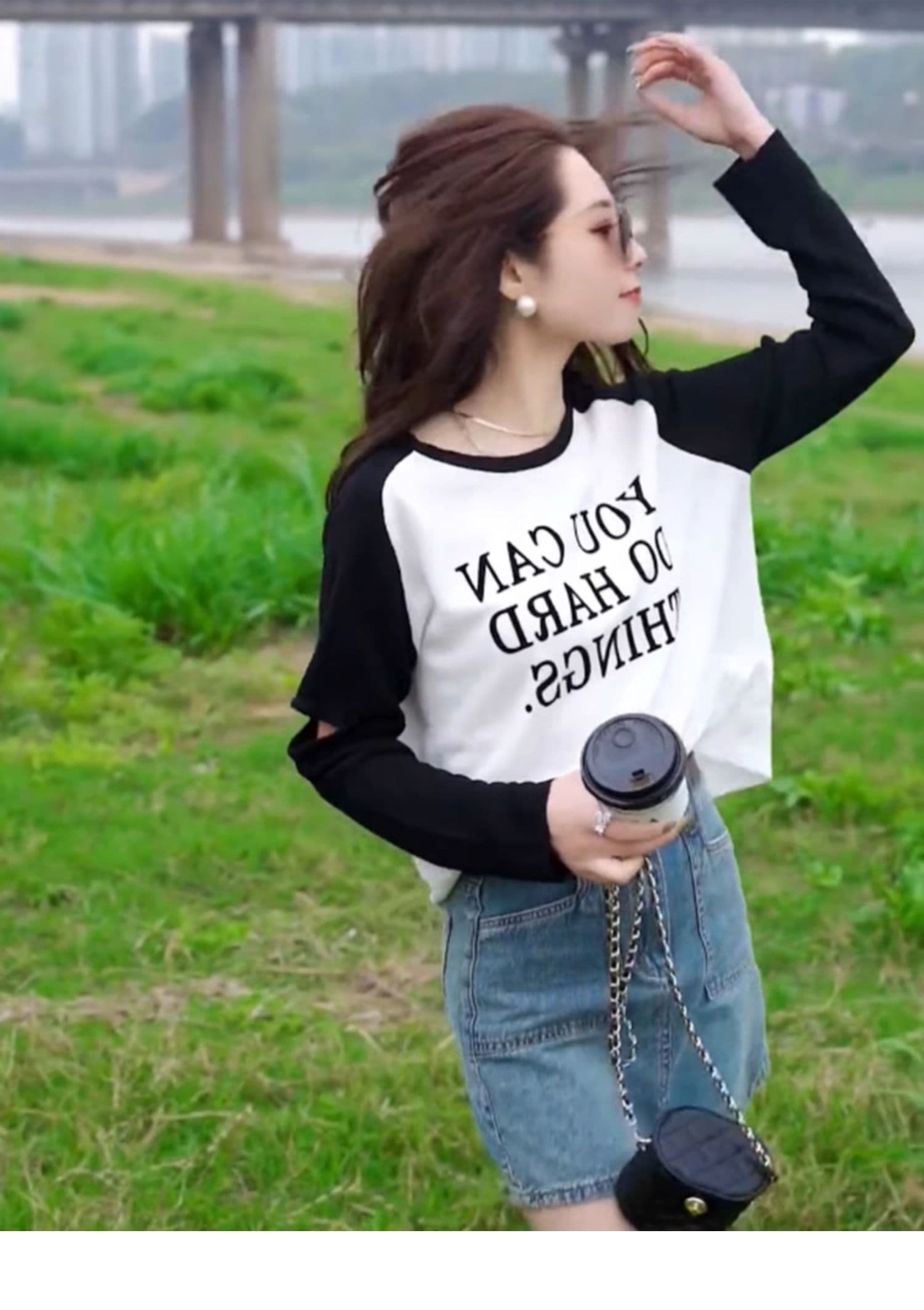 2026 이른 가을 새로운 패치워크 배색 삽입 어깨 긴팔 찢어진 부분 티셔츠 여성 고유 한 슈퍼 잘 생긴 외국 가스 연령 감소 맨위 이미지 4