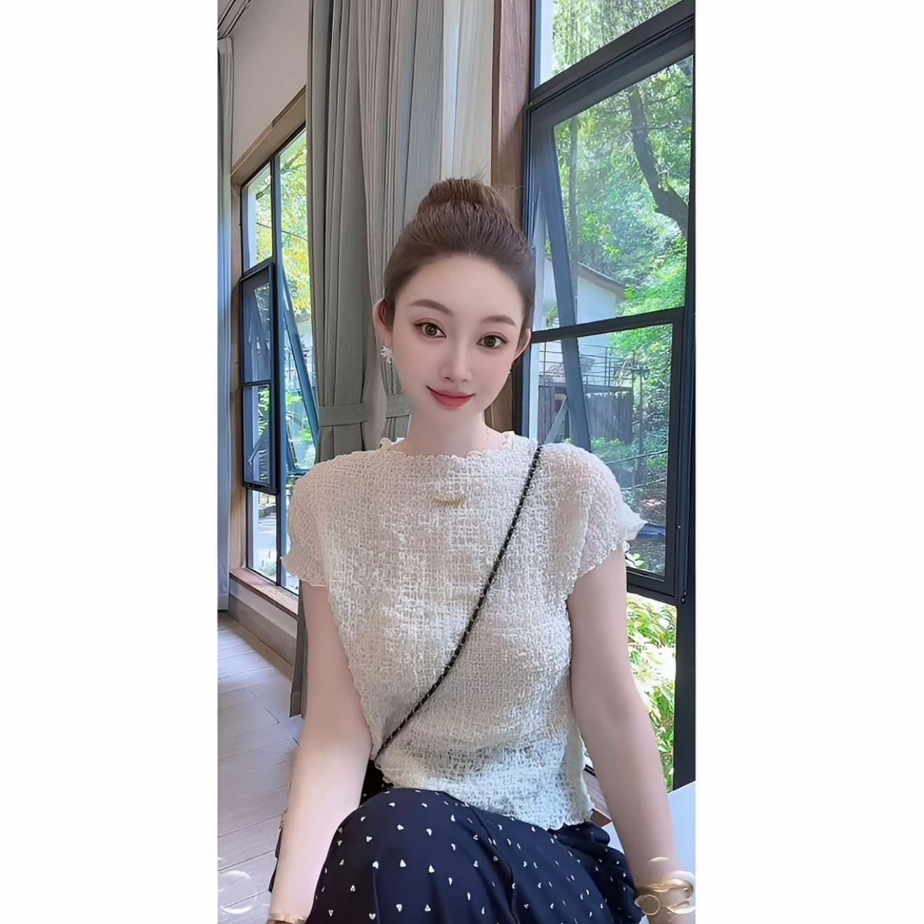 콩 최적의 여름 새로운 프릴 주름 질감 센스 디자인 다용도 슬림해 보이는 반팔 맨위 dz20195 이미지 4