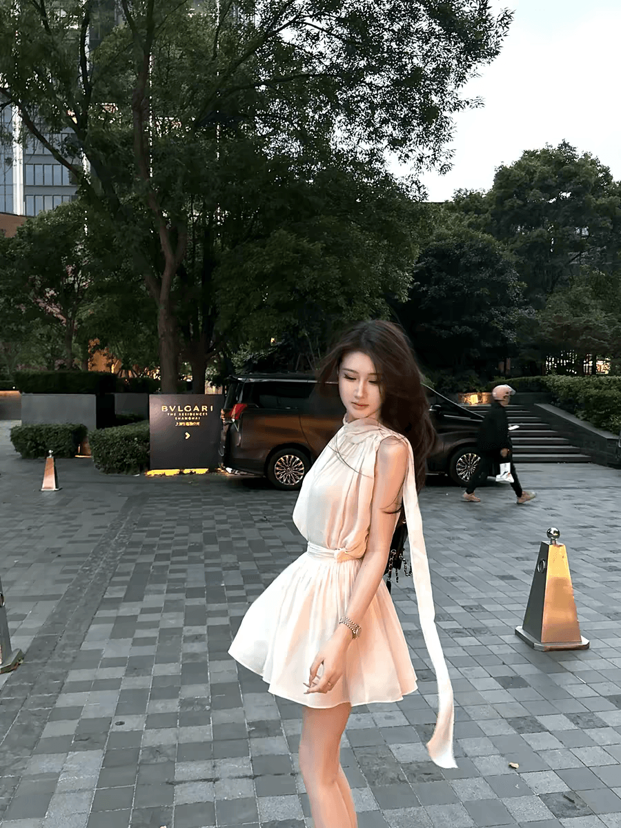 naoao 감기 矜贵 흑인과 백인 둘 색상 한 여성 분위기 센스 리본 맨위 여러 단계 하이웨이스트 반 스커트 치마바지 상세 이미지 1