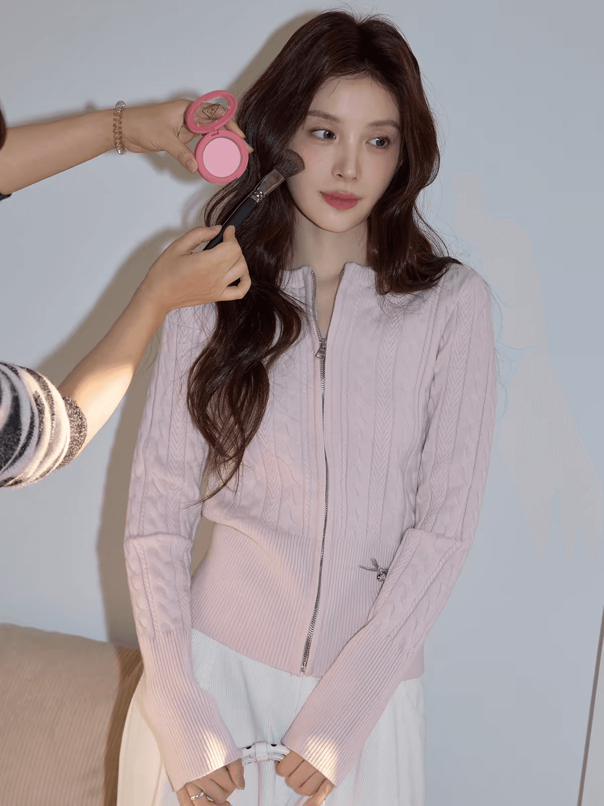 시끄러운 홈 한 부서 핑크색 라운드 넥 꽈배기 니트 오픈 가디건 여성 여름 캐주얼 몸매 가꾸기 에어컨 객실 지퍼 재킷 상세 이미지 1