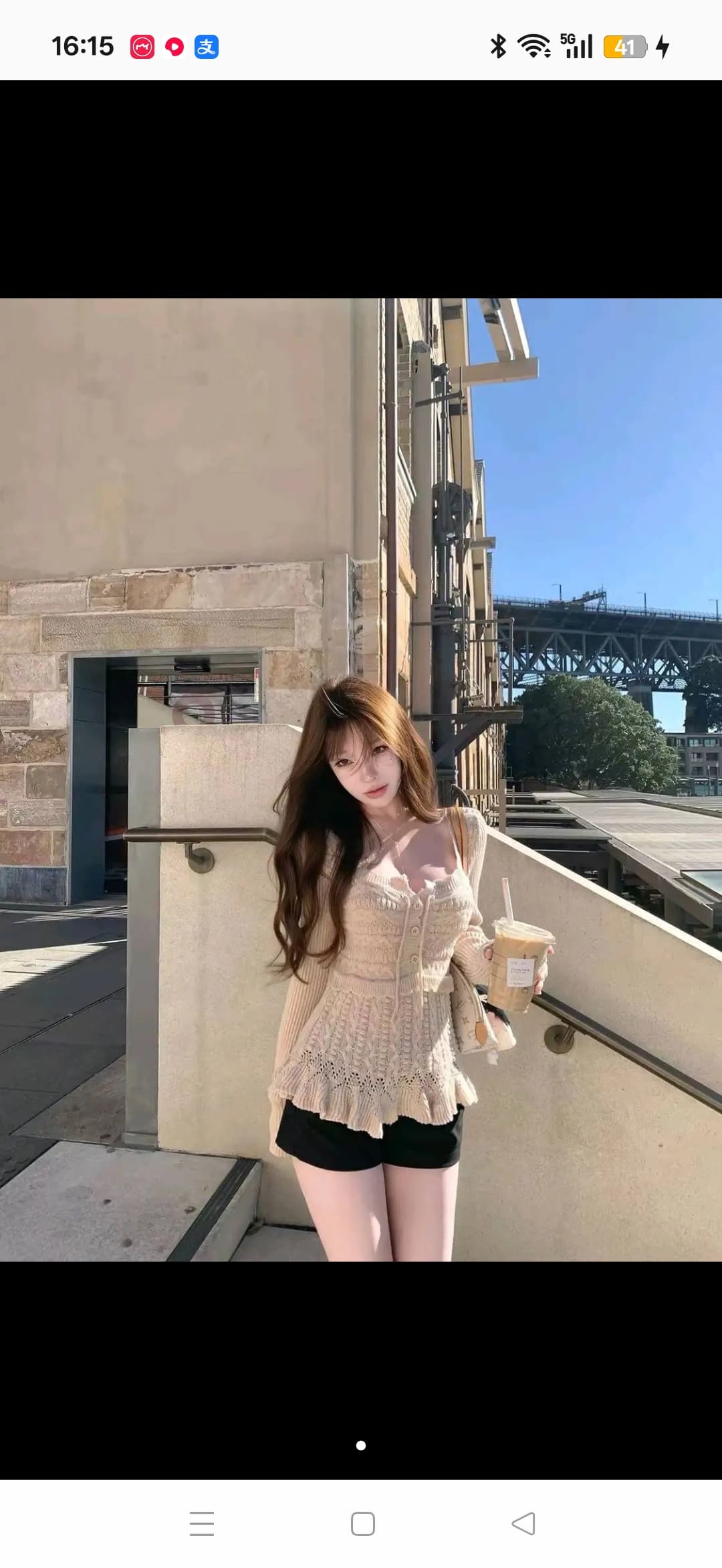 suuuicee 니켈 예 손 편지 이중층 니트 질감 패치워크 순수한 욕망 부서 벨트 측면 칼라 트위스트 꽃 풀오버