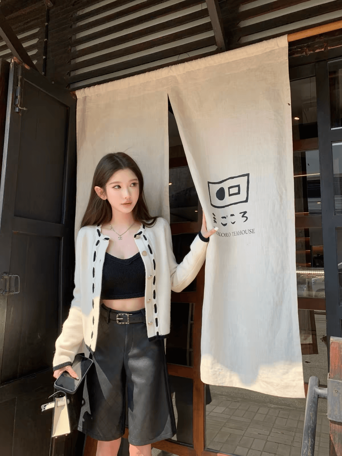 chicyou 착용 로프 디자인 샤오시엔 100 양모 기초 다용도 흑인과 백인 패치워크 색상 니트 카디건 코트 상세 이미지 3