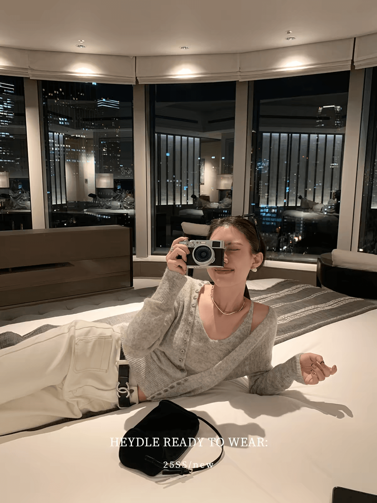 검은 콩 흠 부드러운 콘크리트 화학 마이크로 플래시 양모 기타 버클 V넥 니트 오픈 가디건 조끼 맨위 세트 여성 이미지 3
