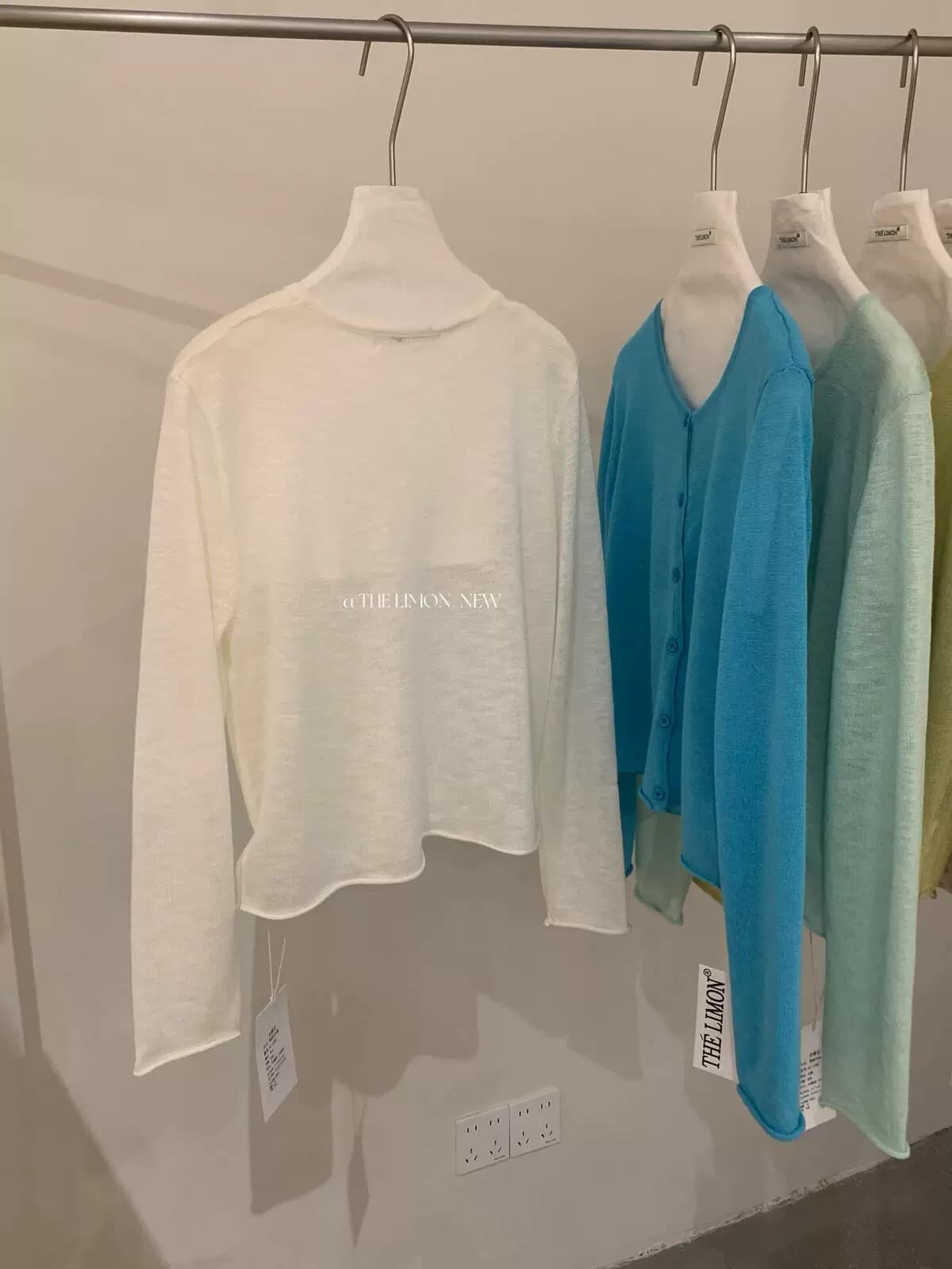 레몬 녹차 주요 추진력 섹션 품격 다용도 라운드 넥 자외선 차단 니트 오픈 가디건 상세 이미지 26