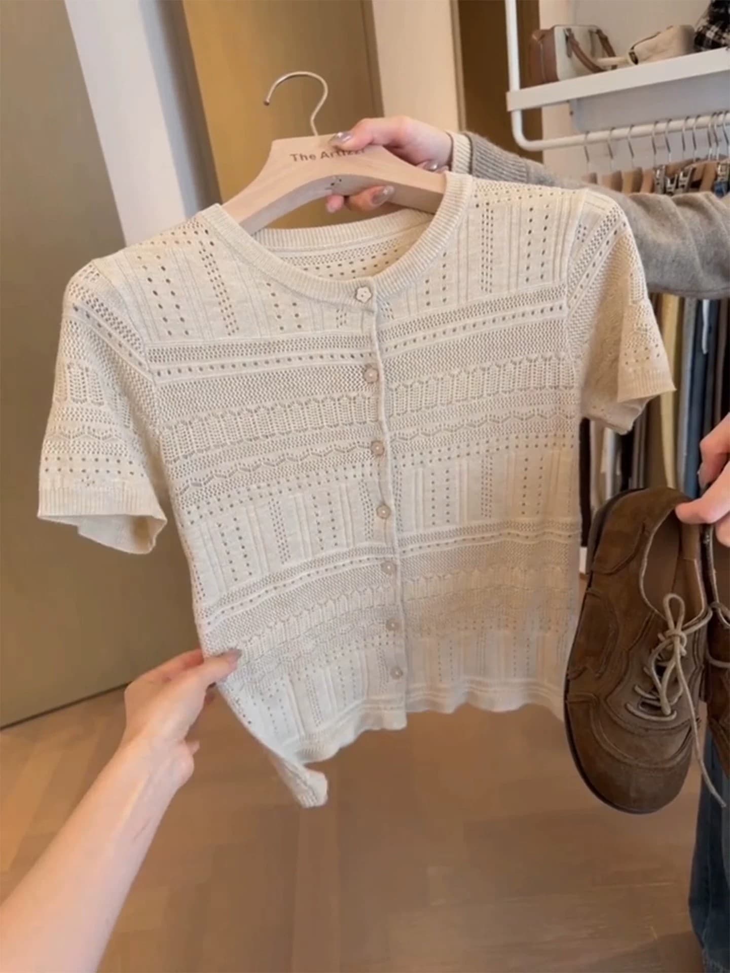 프랑스식 품격 살구 색상 홀로우 아웃 니트 반팔 티셔츠 여성 여름 고급 센스 chic Chic 몸매 가꾸기 쇼트 스타일 맨위 상세 이미지 6