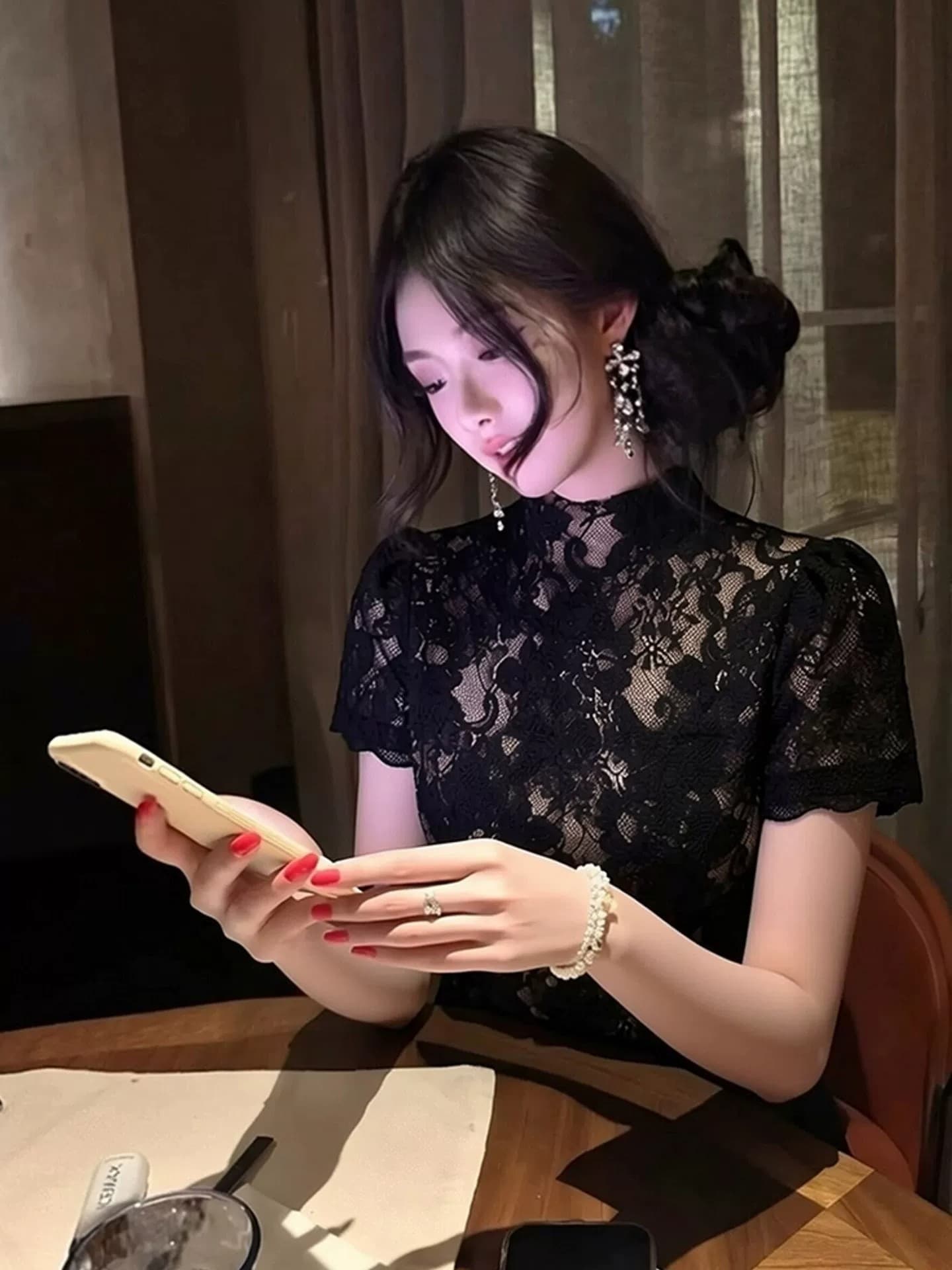 튀김 거리 고유 한 아름다운 맨위 여자 2026 새로운 품격 디자인 고급 센스 아름다운 자이언트 잘 생긴 반팔 티셔츠 상세 이미지 2