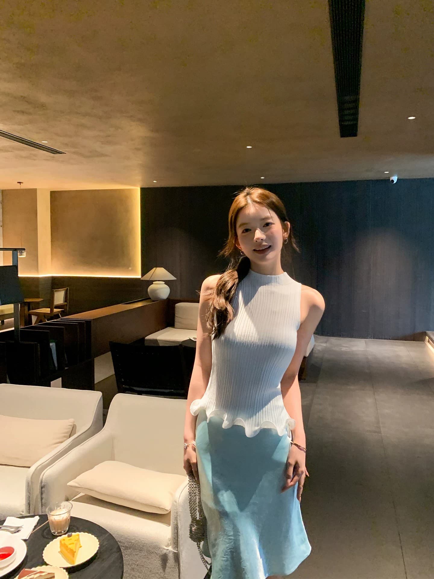 세련된 밑단 볼륨 측면 반하이넥 민소매 조끼 상쾌 니트 스웨터 맨위 여성 여름 새로운 상세 이미지 6
