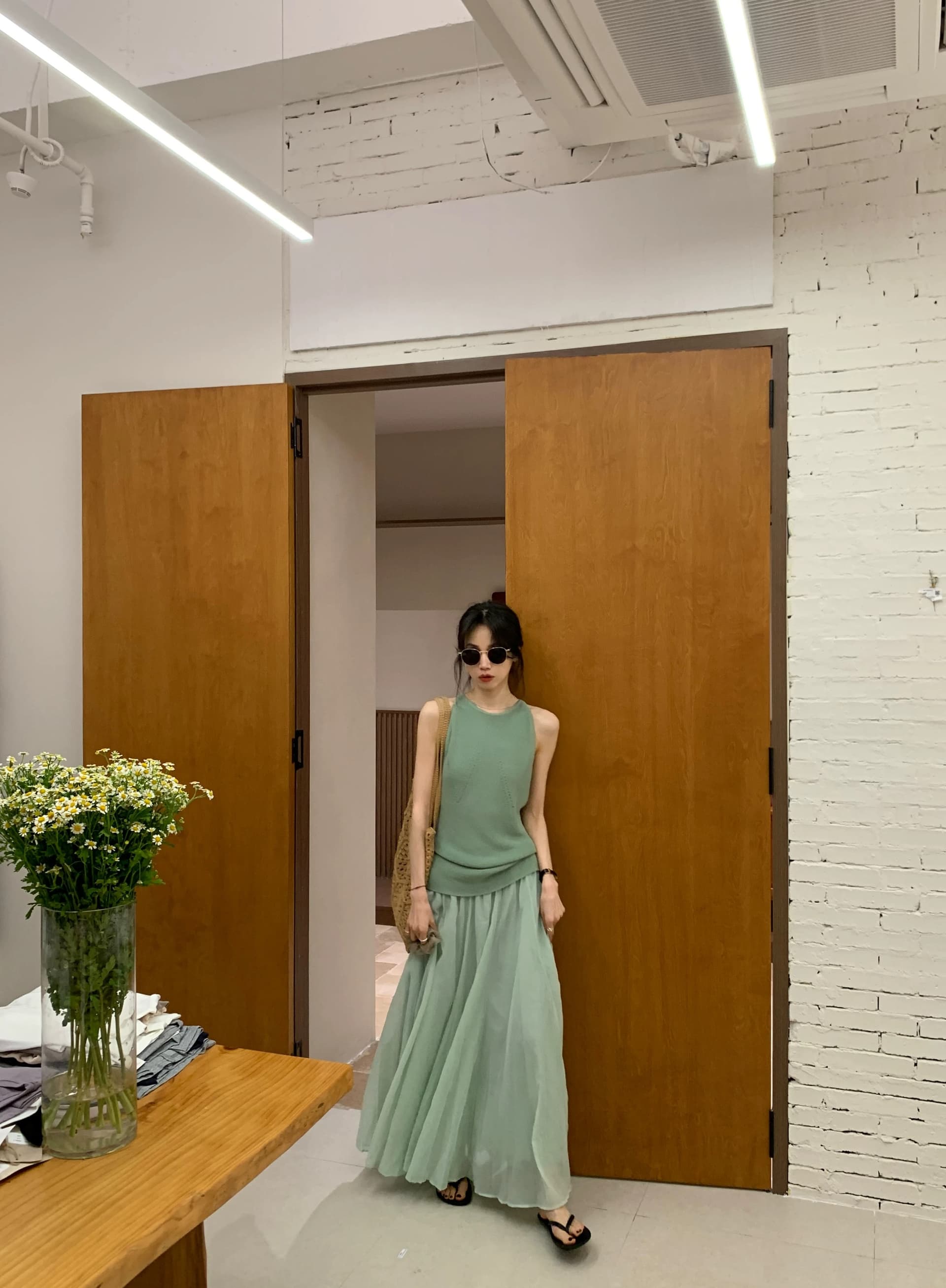 한 부서 디자인 센스 홀로우 아웃 니트 조끼 여성 아모이 Chic 몸매 가꾸기 슬림해 보이는 민소매 맨위 상세 이미지 6