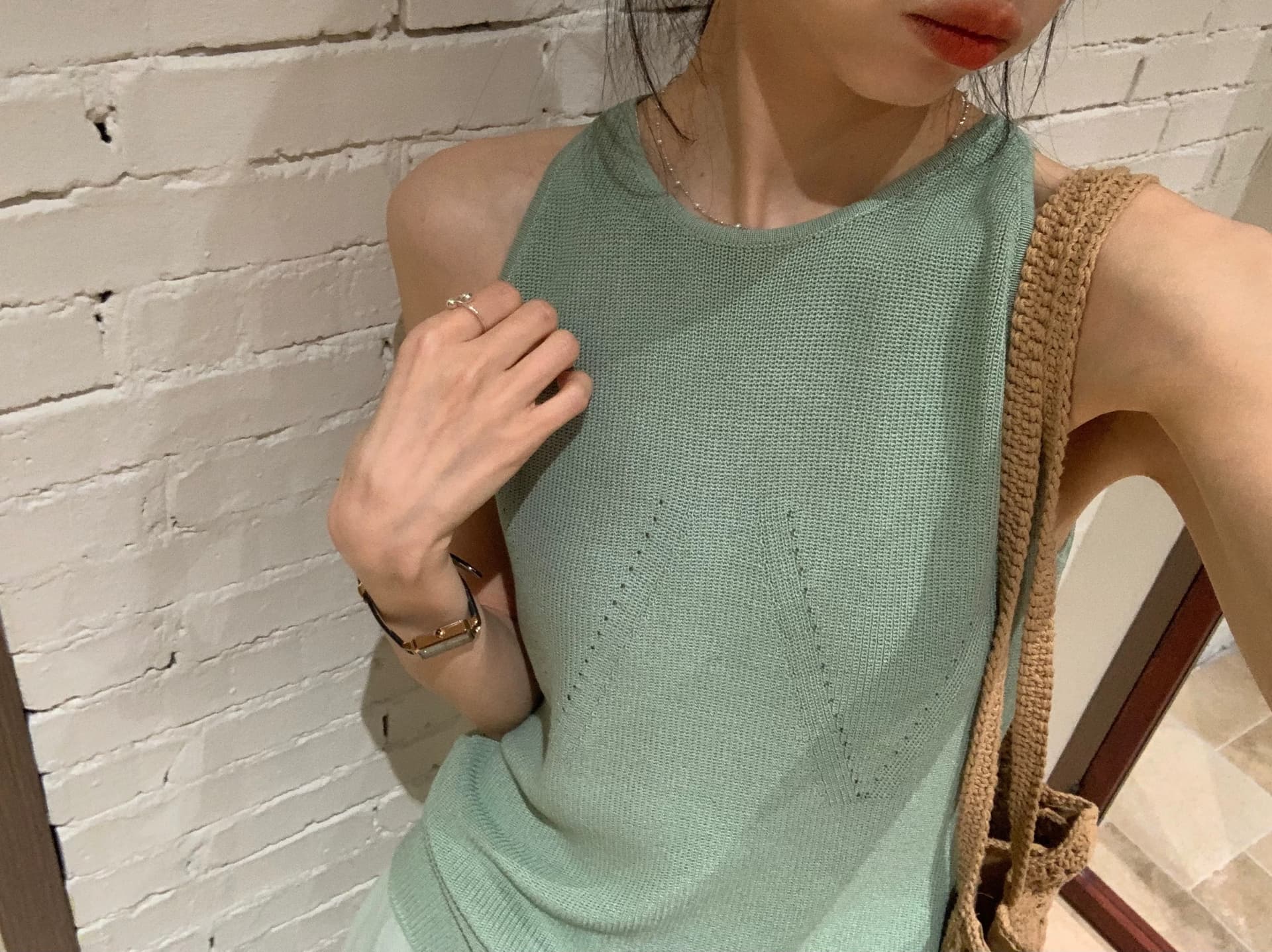 한 부서 디자인 센스 홀로우 아웃 니트 조끼 여성 아모이 Chic 몸매 가꾸기 슬림해 보이는 민소매 맨위 상세 이미지 13