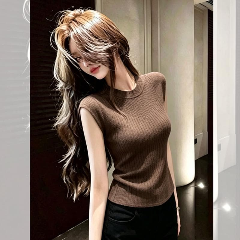 고유 한 아름다운 커피 색상 라운드 넥 반팔 니트 스웨터 여성 여름 세련된 작은 대중 디자인 센스 몸매 가꾸기 슬림해 보이는 다용도 맨위 상세 이미지 2