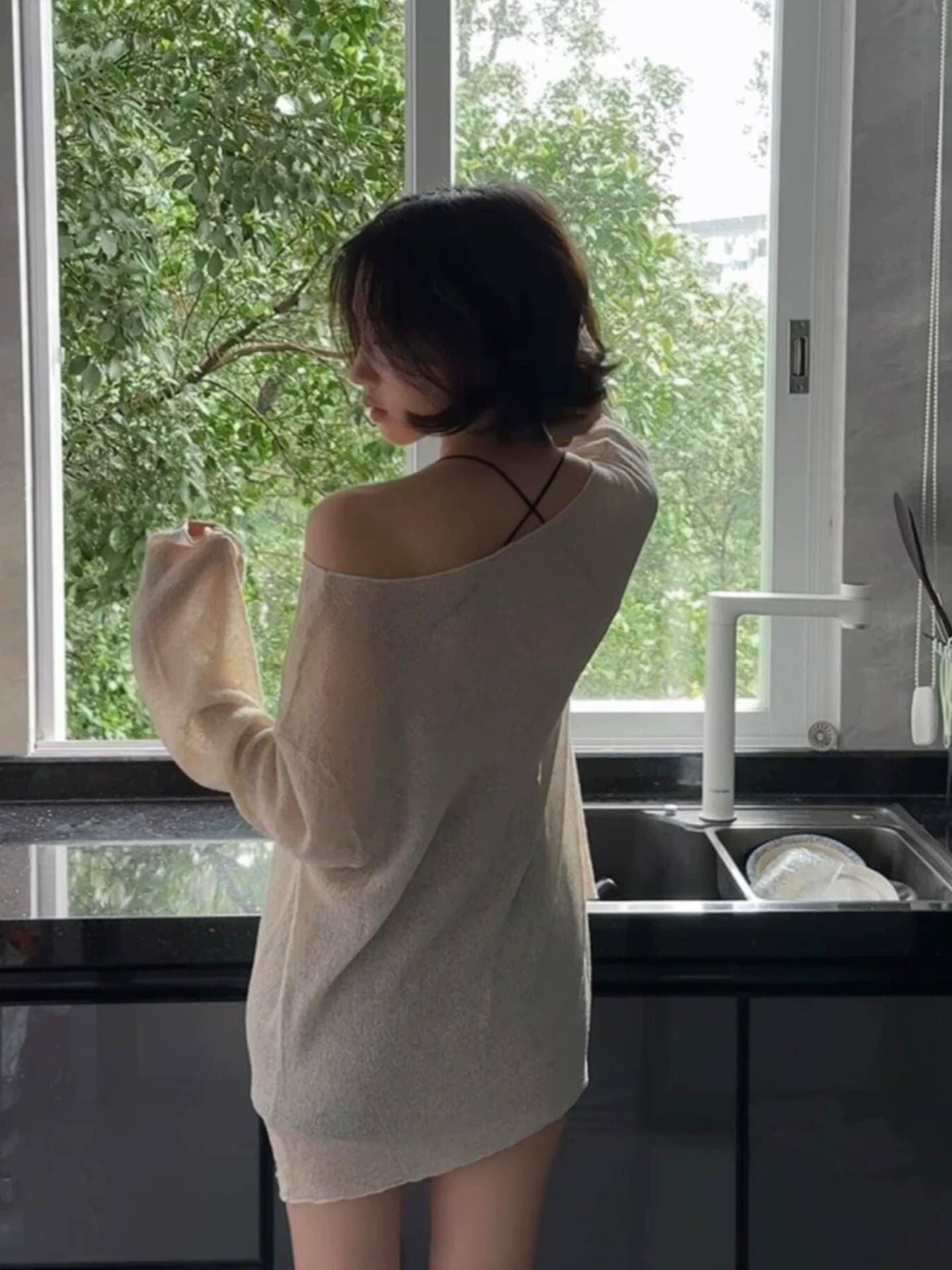 느긋한 바람 살구 색상 오프숄더 자외선 차단 긴팔 티셔츠 여성 여름 중간 길이 블라우스 외부 가져 가라. 얇은 스타일 마이크로 ~을 통해 의류 이미지 3