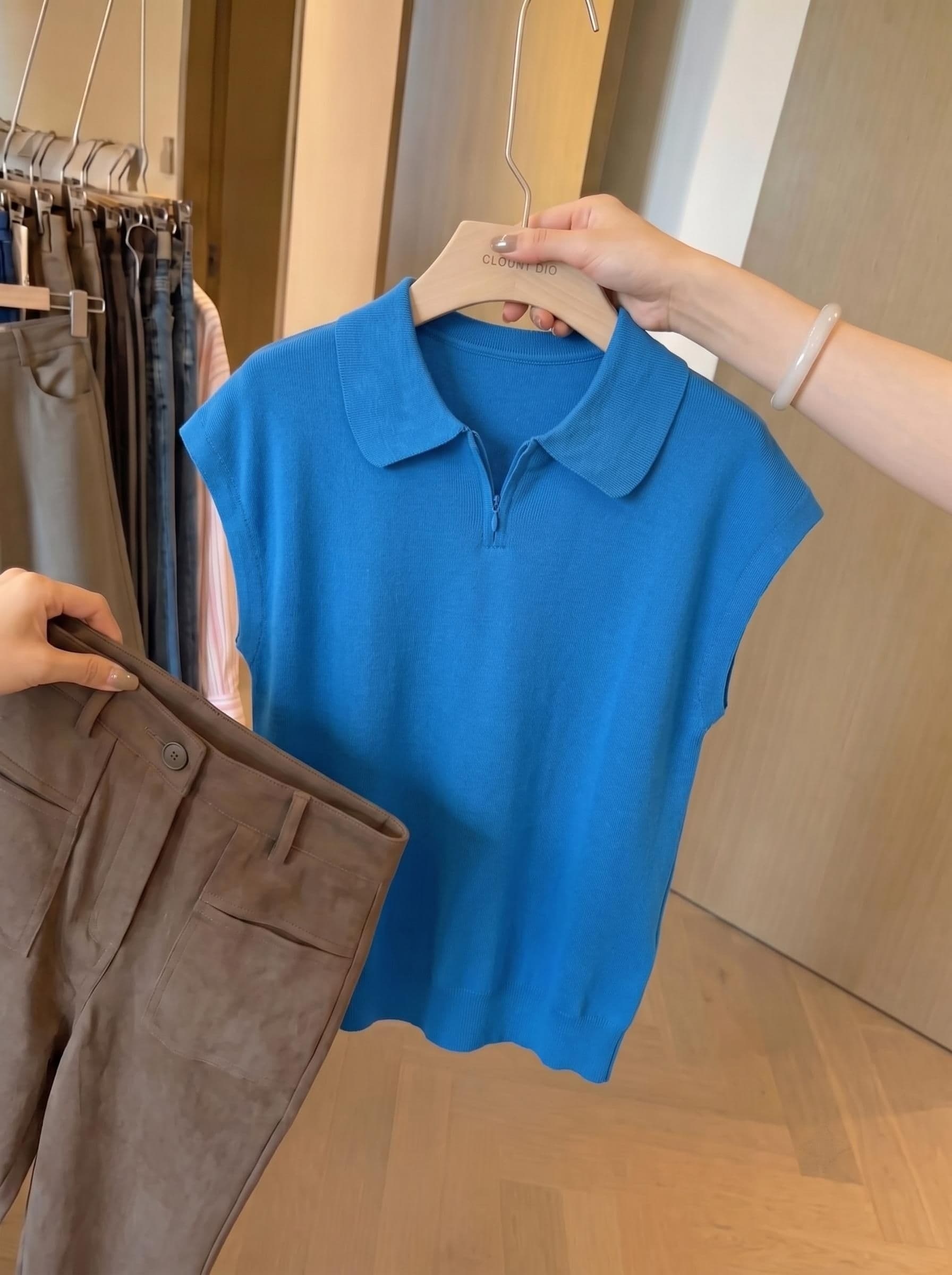 톰 글 래 원인 블루 POLO 칼라 반팔 니트 티셔츠 여성 여름 프랑스식 품격 캐주얼 슬림해 보이는 긍정적 인 어깨 의류 상세 이미지 6