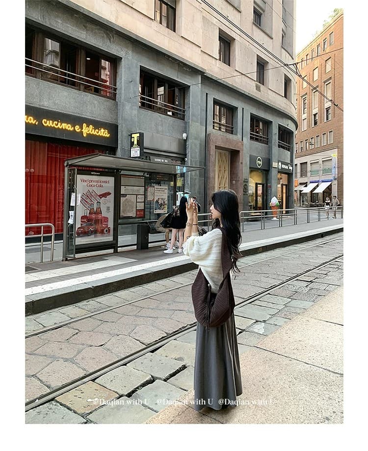 daqianwithu 화이트 소나무 이슬 양모 홀로우 아웃 짜임 느슨함 센스 슬림해 보이는 풀오버 상세 이미지 12