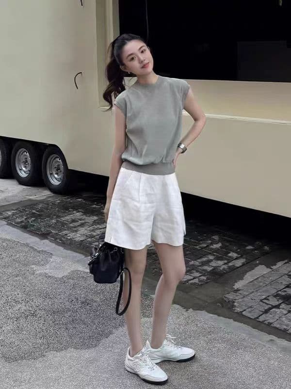 여름 ootd 착용 가져 가라. 한 부서 느긋한 chic 관대 한 점잖은 회색 니트 맨위 반바지 투피스 슈트 여성 여름 이미지 4