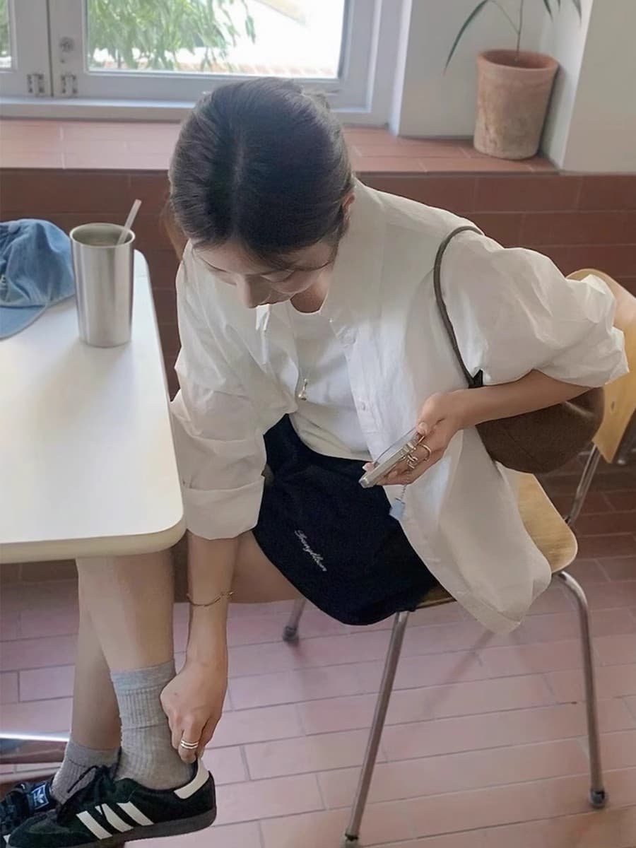 이른 가을 새로운 긴팔 화이트 여성 셔츠 고급 센스 루즈핏 슬림해 보이는 한 부서 착용 가져 가라. 품격 출퇴근 맨위 재킷 상세 이미지 3