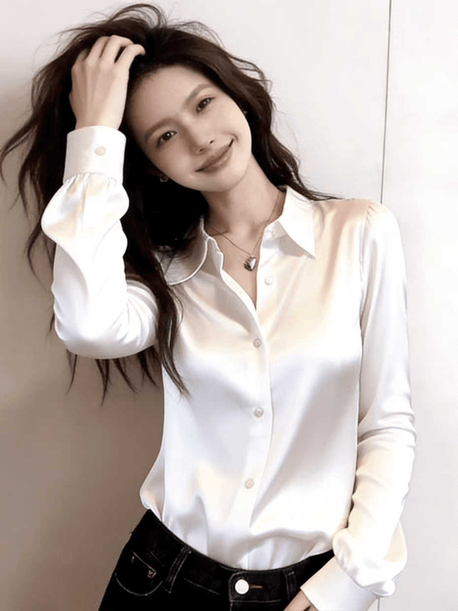 아세트산 화이트 셔츠 여성 긴 소매 봄 2026 새로운 대양 품격 패션 루즈핏 새틴 긍정적 인 어깨 셔츠 맨위