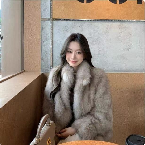 한국 스타일 고급 센스 모방 여우털 환경 보호 모피 재킷 여성 겨울 쇼트 스타일 스탠드 칼라 보온 점진적 염색 털이 많은 맨위 이미지 2
