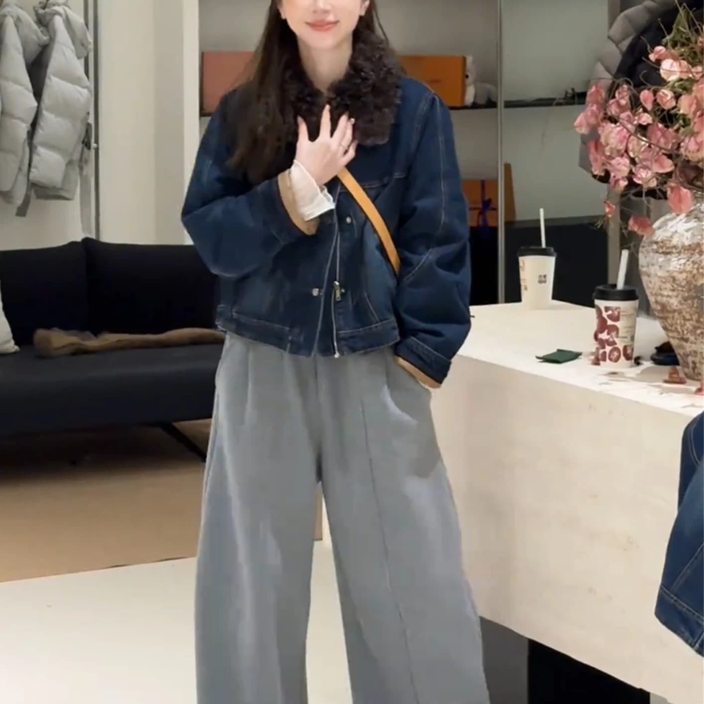 데님 여성 코트 쇼트 스타일 솜을 넣은 두꺼운 겨울 2025 새로운 고급 센스 루즈핏 레트로 작은 키 맨위 이미지 5